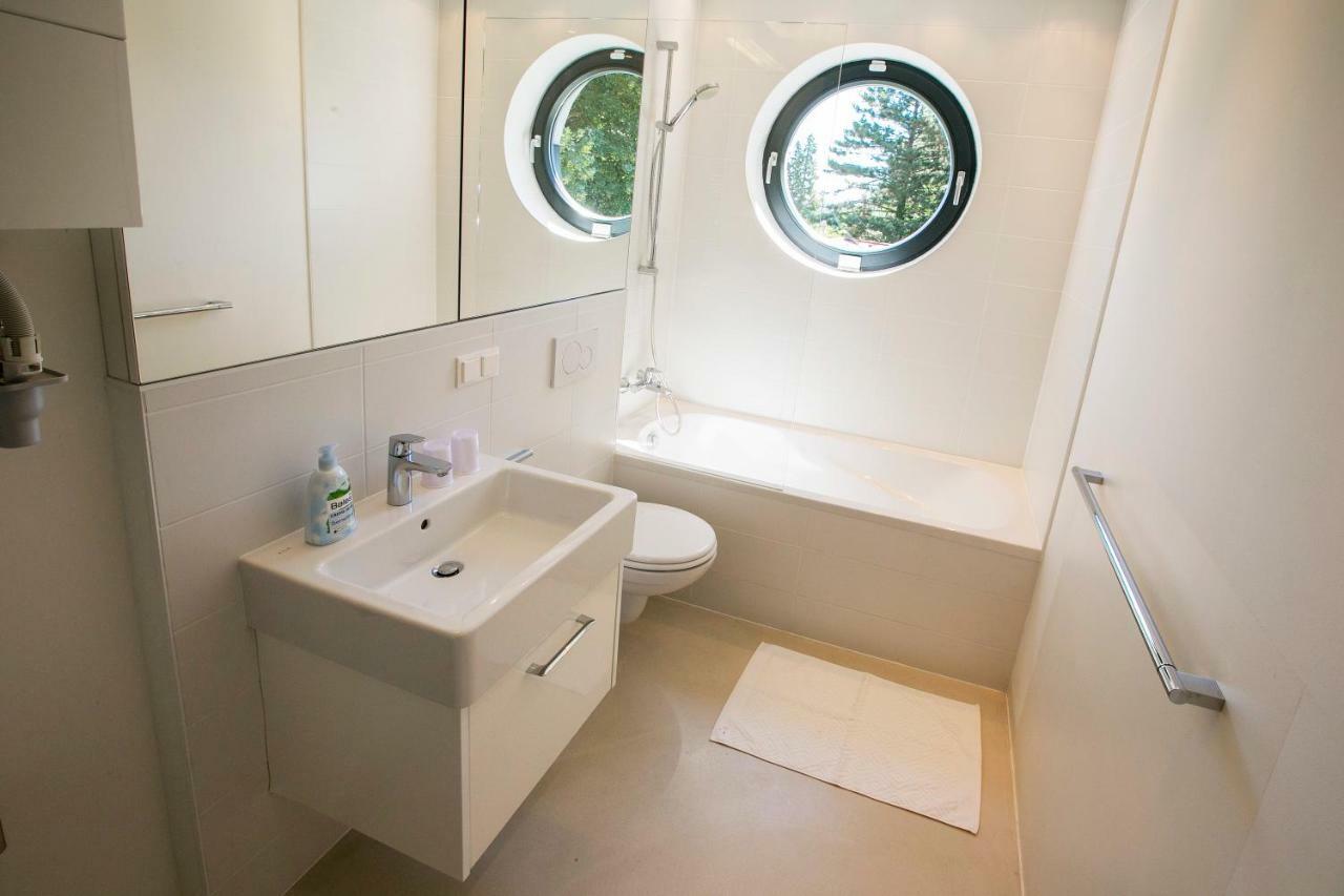 Luxury Apartments "Garden Of Eden" Wina Bagian luar foto