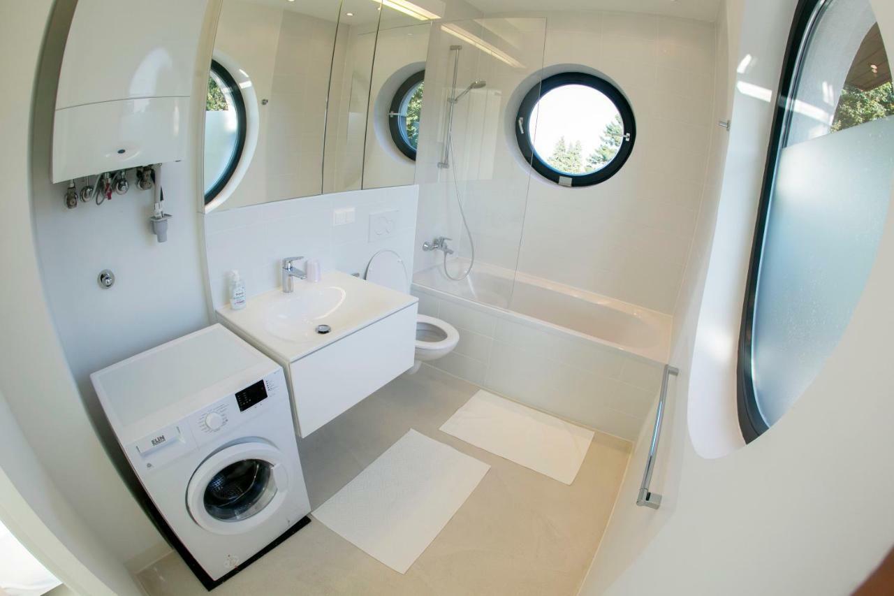 Luxury Apartments "Garden Of Eden" Wina Bagian luar foto