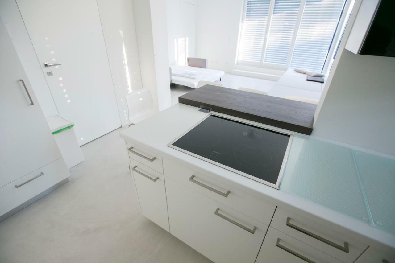 Luxury Apartments "Garden Of Eden" Wina Bagian luar foto